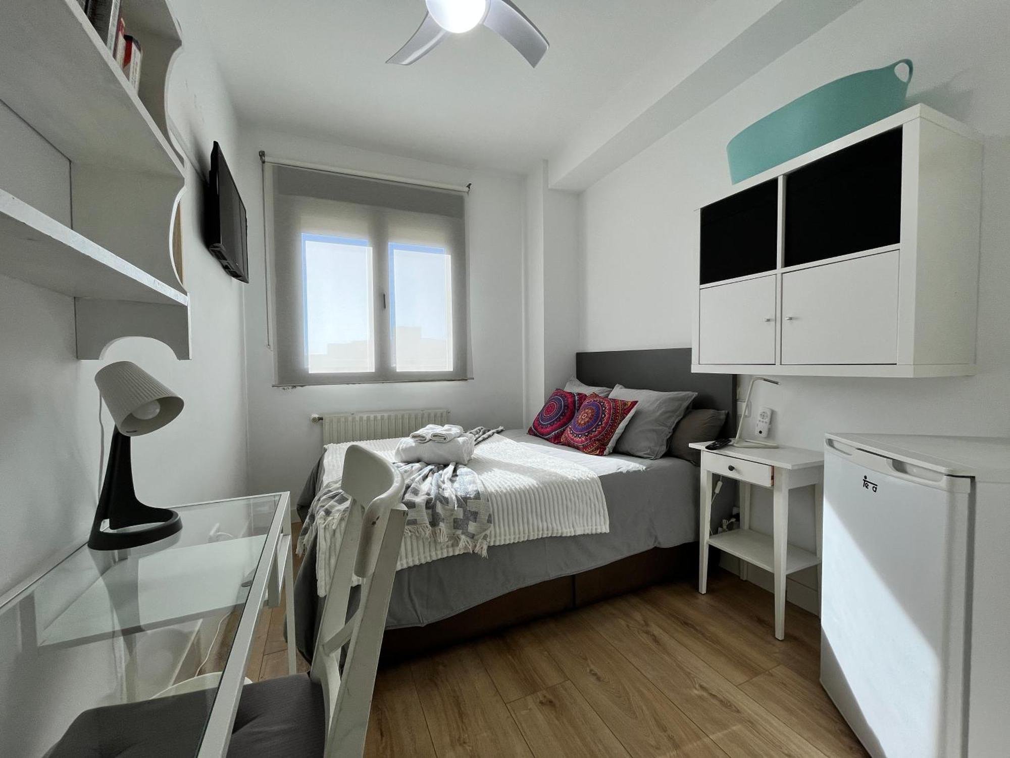 Habitacion Atocha Mendez Madrid Buitenkant foto