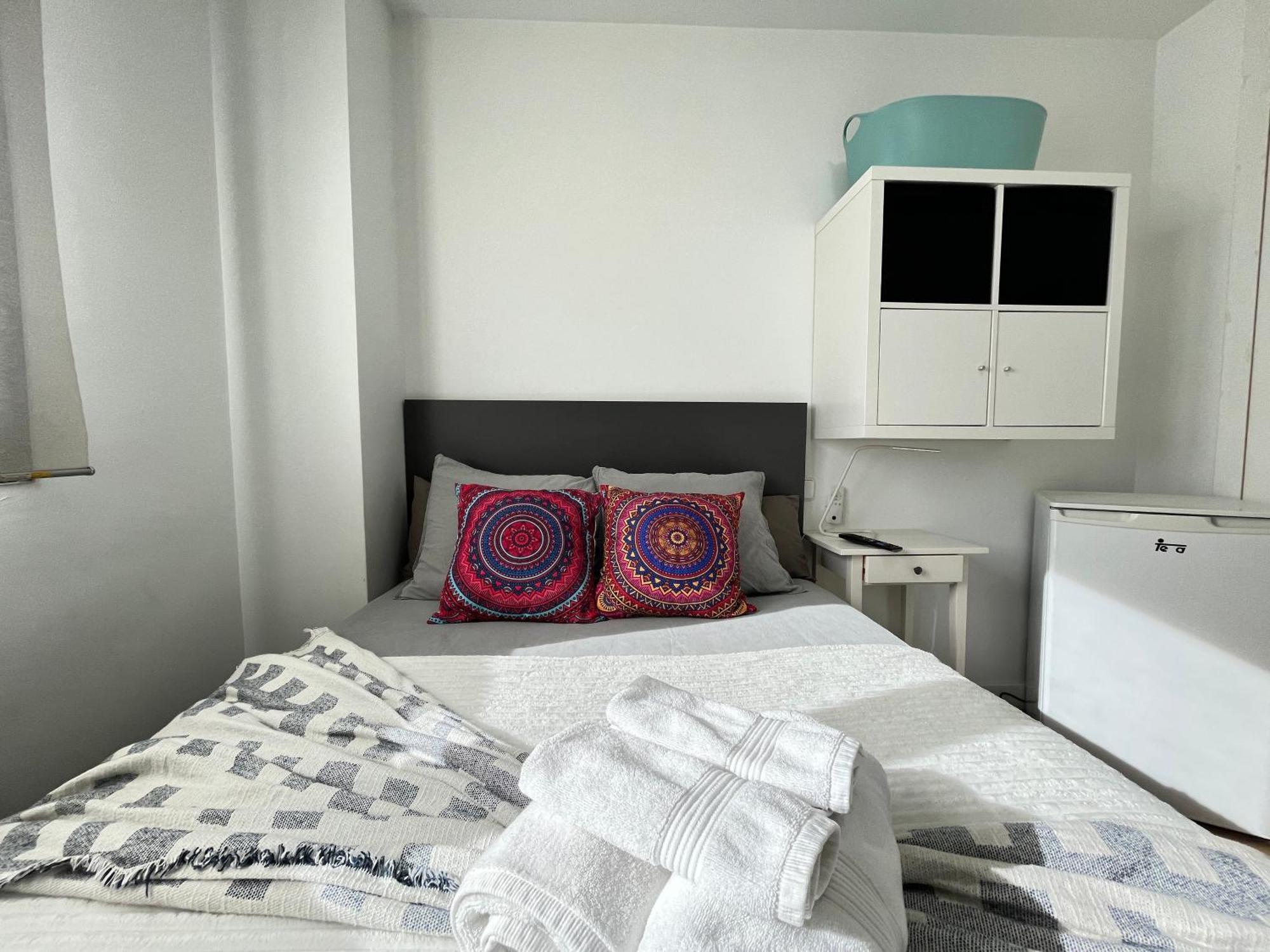 Habitacion Atocha Mendez Madrid Buitenkant foto