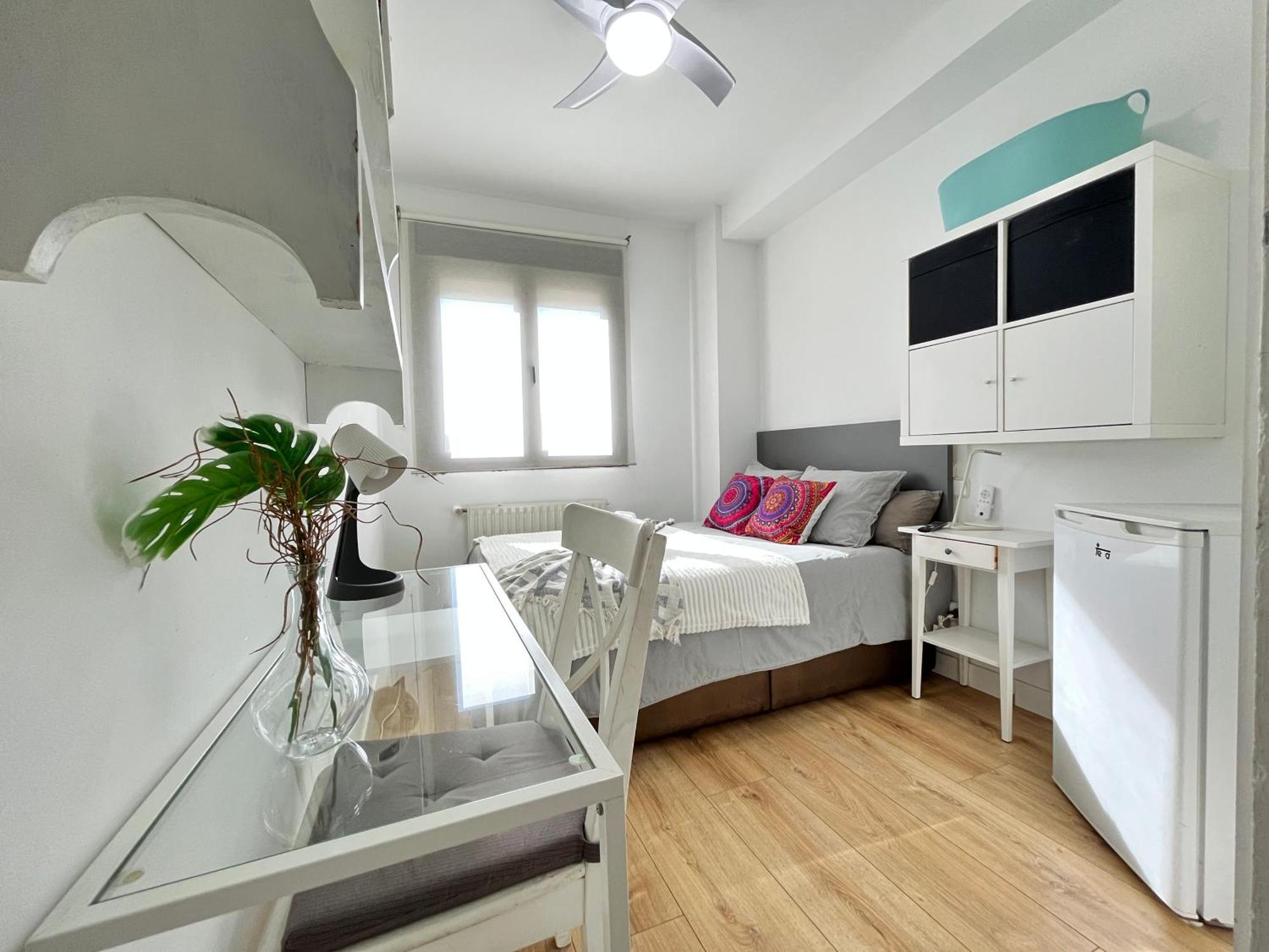 Habitacion Atocha Mendez Madrid Buitenkant foto