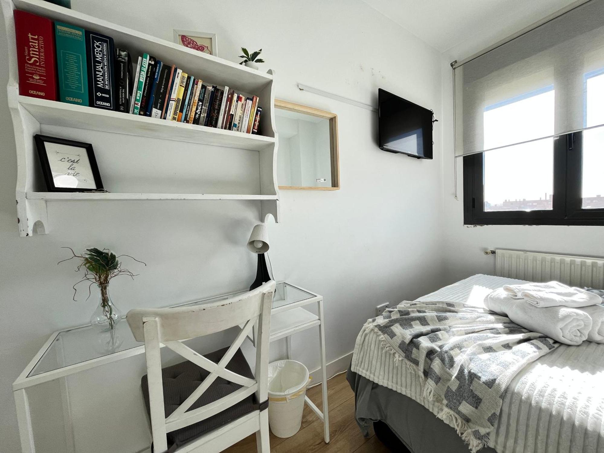Habitacion Atocha Mendez Madrid Buitenkant foto
